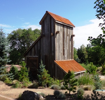 New mine structure in Children's Garden